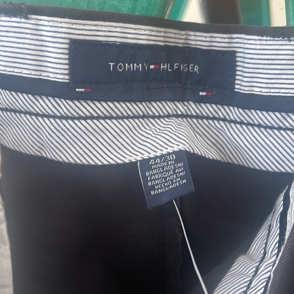 Tommy Hilfiger— casual pants size 44W X 30L - Picture 3 of 5